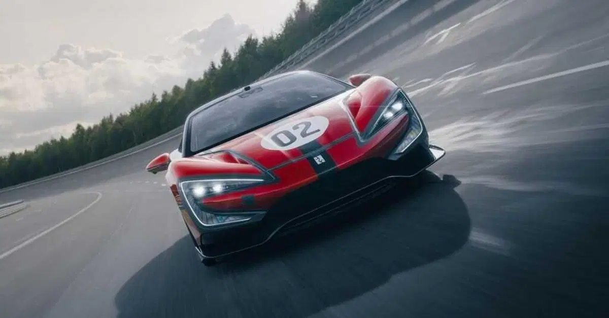 BYD, 496 km/h non bastano ancora: la Yangwang U9 torna in pista per superare quota 500