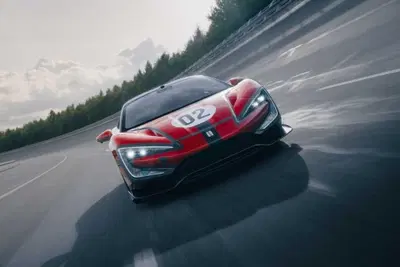 BYD, 496 km/h non bastano ancora: la Yangwang U9 torna in pista per superare quota 500