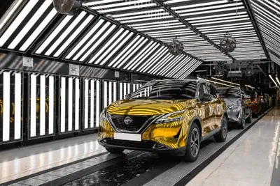 Nissan Qashqai supera i 4 milioni di unit&agrave; vendute in Europa: ecco il SUV che conquista gli italiani