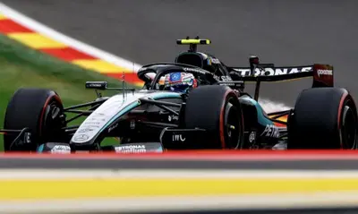 F1. Antonelli domina il caos di Spa in FP2, ma per Russell &egrave; un incubo in Mercedes. Hamilton rincorre