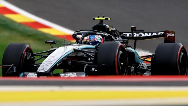 F1. Antonelli domina il caos di Spa in FP2, ma per Russell &egrave; un incubo in Mercedes. Hamilton rincorre