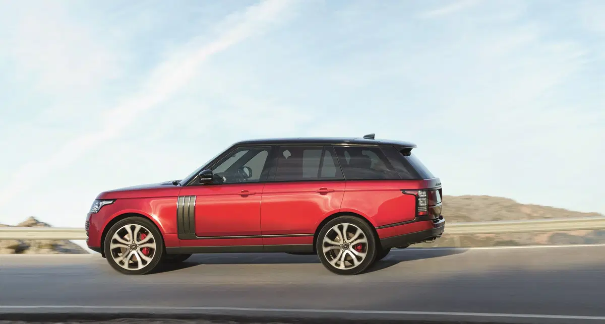 Range Rover 2017, la Regina si aggiorna nel segno della tecnologia più sfrenata (7)