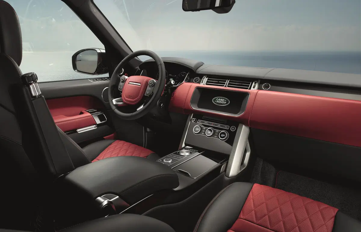 Range Rover 2017, la Regina si aggiorna nel segno della tecnologia più sfrenata (8)