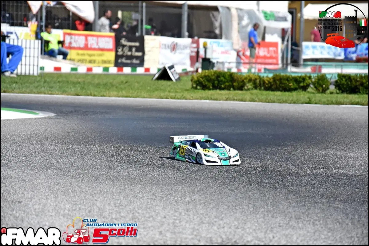 Mondiale 1/10 IC Gubbio, Giovedì: Balestri in pole (4)