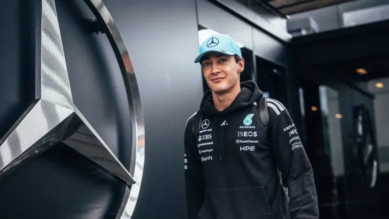 F1, "&Egrave; stato pericoloso, ero a zero&rdquo;: Russell furioso dopo il GP del Belgio, il retroscena sul blackout e l'incidente con Hamilton