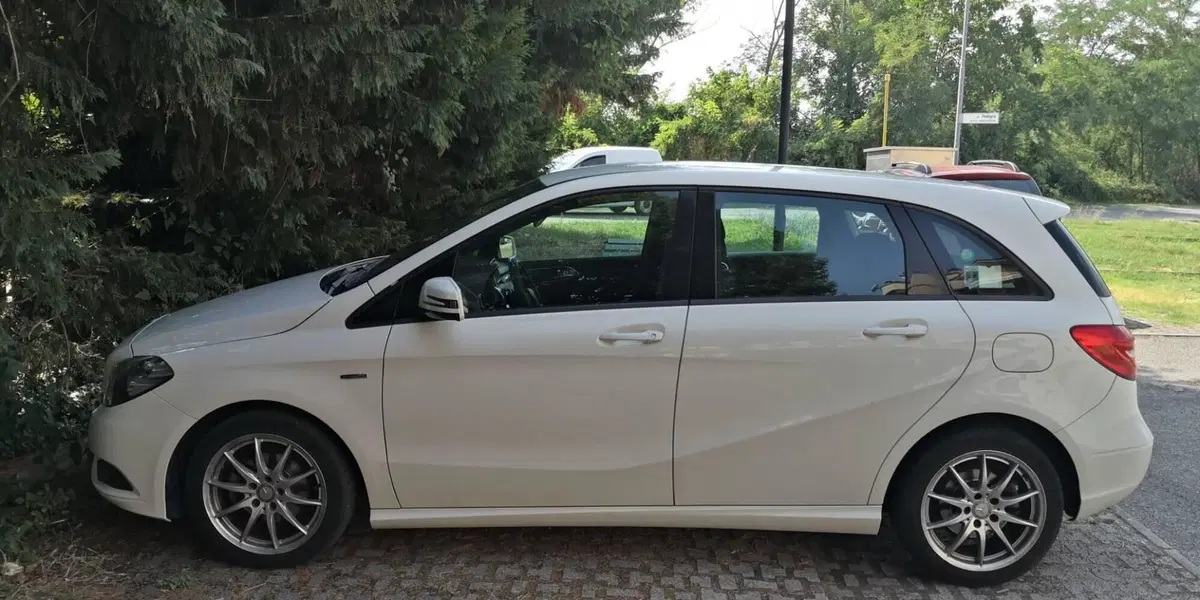 Mercedes-Benz Classe B usata a Bologna (3)