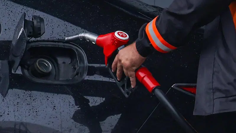 Prezzi dei carburanti ancora in crescita: il Piemonte tra le regioni pi&ugrave; colpite, ecco dove fare il pieno 