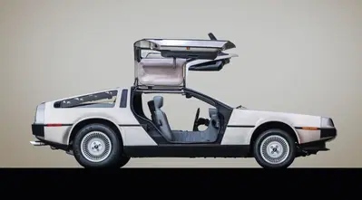 Addio a un pezzo di storia: chiude la fabbrica Stellantis di Douvrin, culla del motore della DeLorean