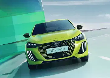 Peugeot 208 a benzina: confermata la produzione anche oltre il 2030