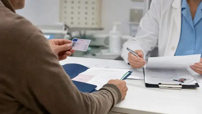 Rinnovo patente 2026, cosa cambia per chi ha il documento in scadenza: regole, costi e scadenze