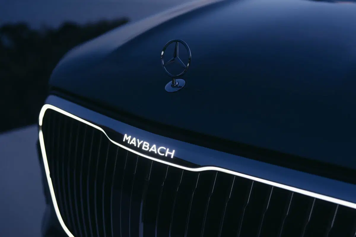 Nuova Mercedes-Maybach GLS, il lusso sale ancora di livello: arriva il V8 elettrificato (10)
