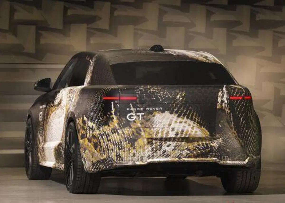 Range Rover GT: svelata la quinta anima della famiglia, debutta la nuova gran turismo elettrica del marchio