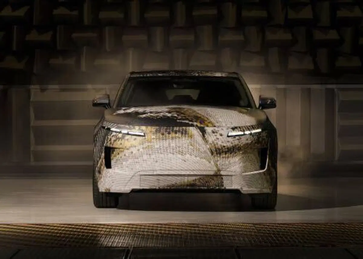 Range Rover GT: svelata la quinta anima della famiglia, debutta la nuova gran turismo elettrica del marchio (3)