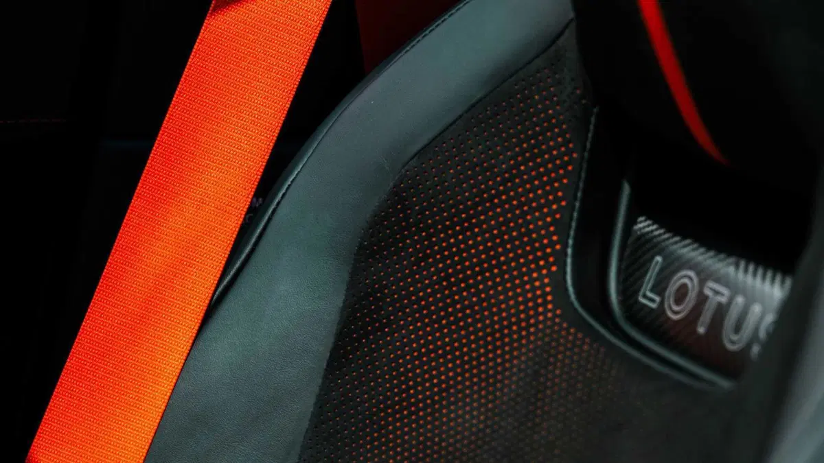 Lotus Emira 2.0 420 Sport dct (27)