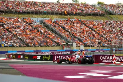 F1. Il treno per il Mondiale &egrave; gi&agrave; partito? Antonelli vola tra i dubbi di Russell, la rinascita Ferrari e i rumor su Verstappen: il programma del GP d'Ungheria 2026