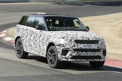 Nuova Range Rover Sport, il restyling si avvicina: ecco come cambier&agrave;
