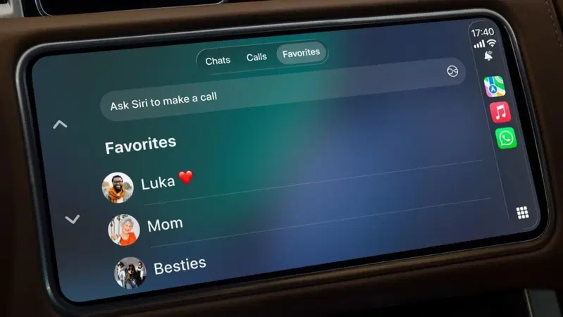 WhatsApp, la svolta per chi guida: nuove funzioni arrivano su Android Auto e CarPlay