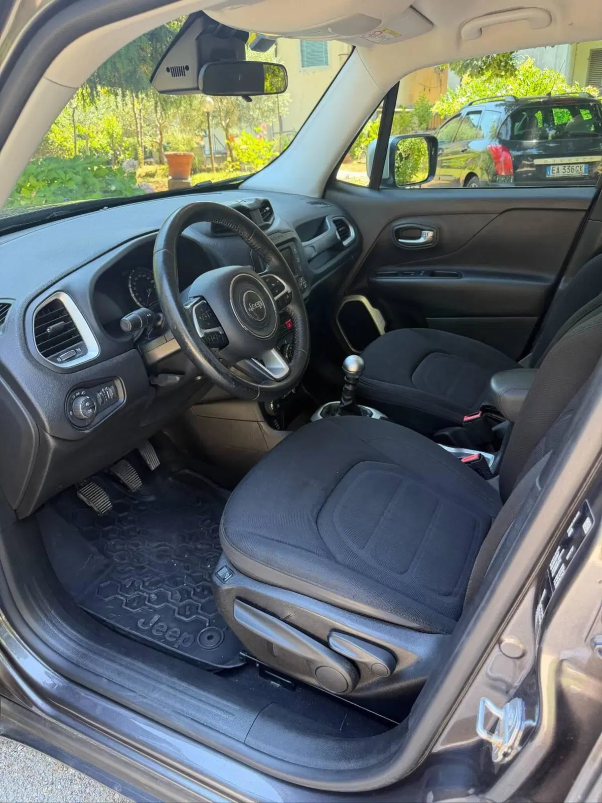 Jeep Renegade usata a Lucca (10)