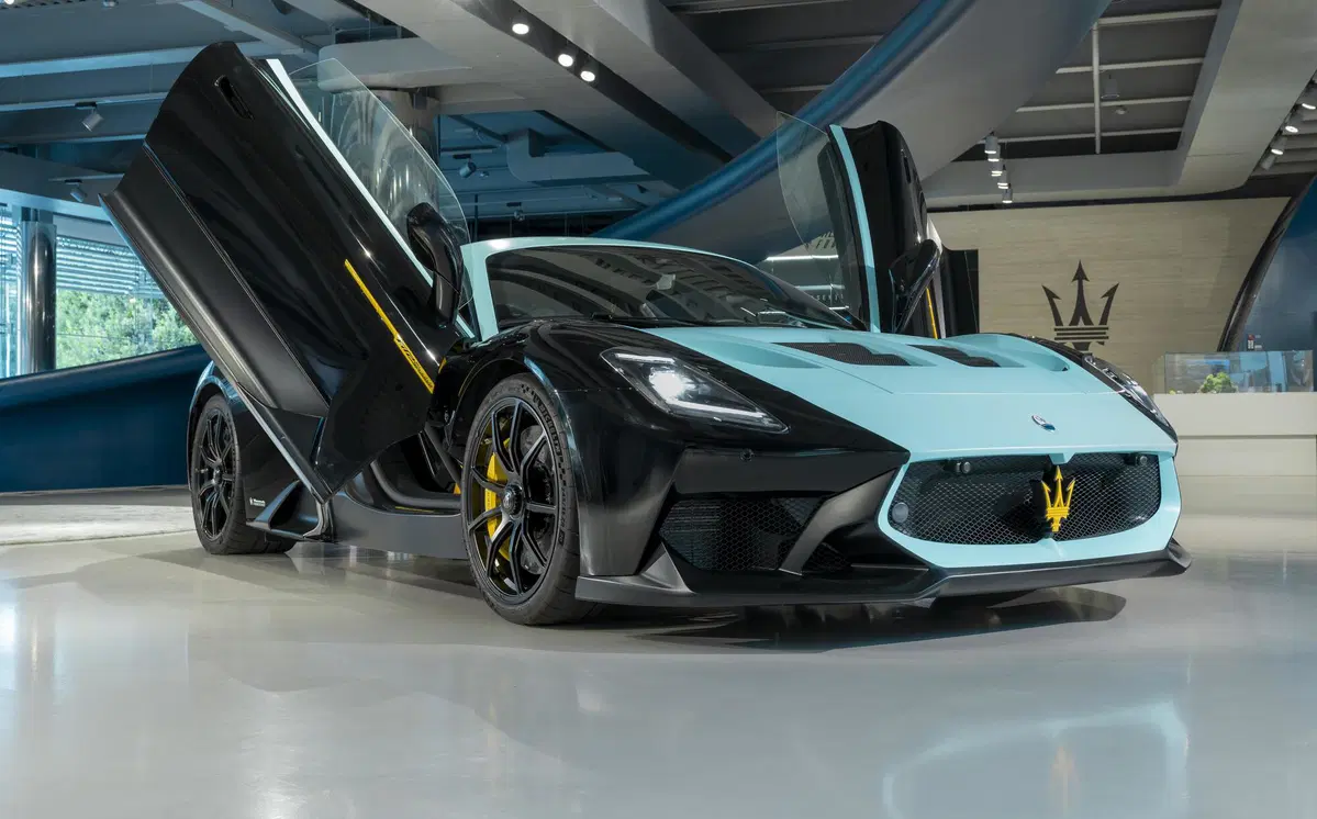 Maserati GT2 Stradale "Tribute to MC12": un esemplare unico celebra la regina delle GT1
