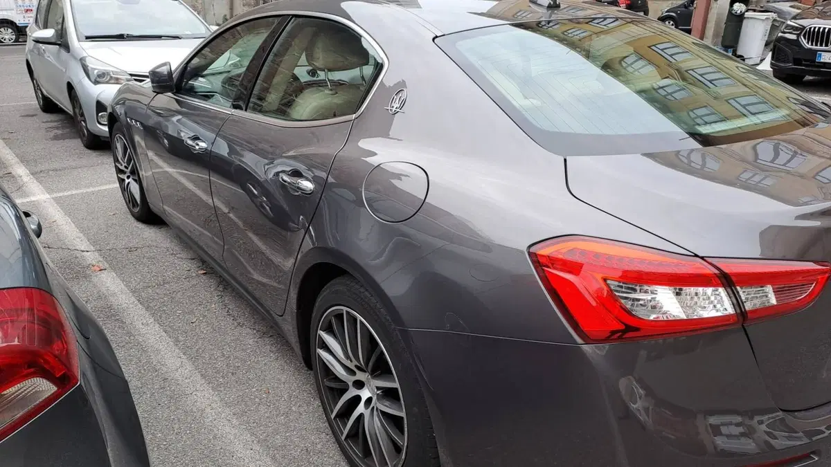 Maserati Ghibli usata a Torino (6)