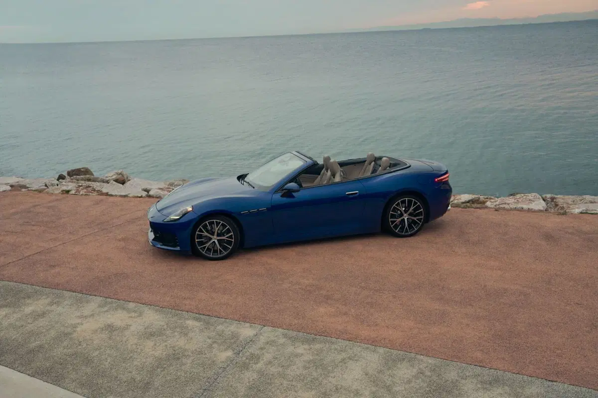 Maserati GranTurismo e GranCabrio MY27: la nuova era del Tridente tra tradizione e elettrificazione (2)