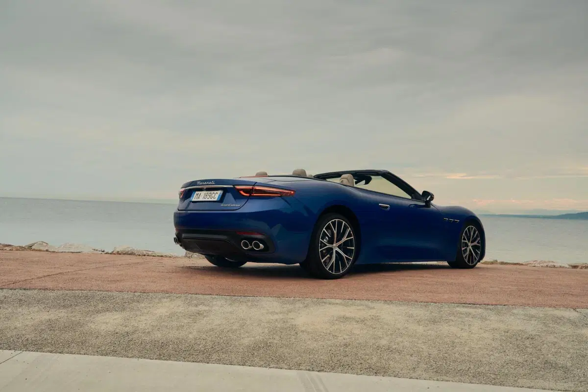 Maserati GranTurismo e GranCabrio MY27: la nuova era del Tridente tra tradizione e elettrificazione (7)