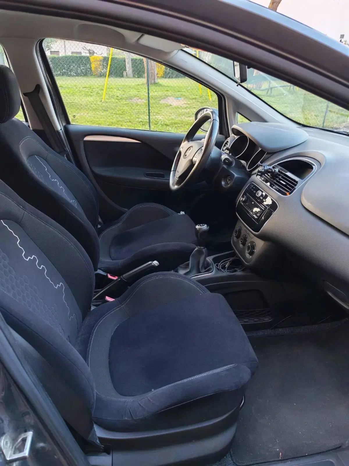 Fiat Punto usata a Verona (11)