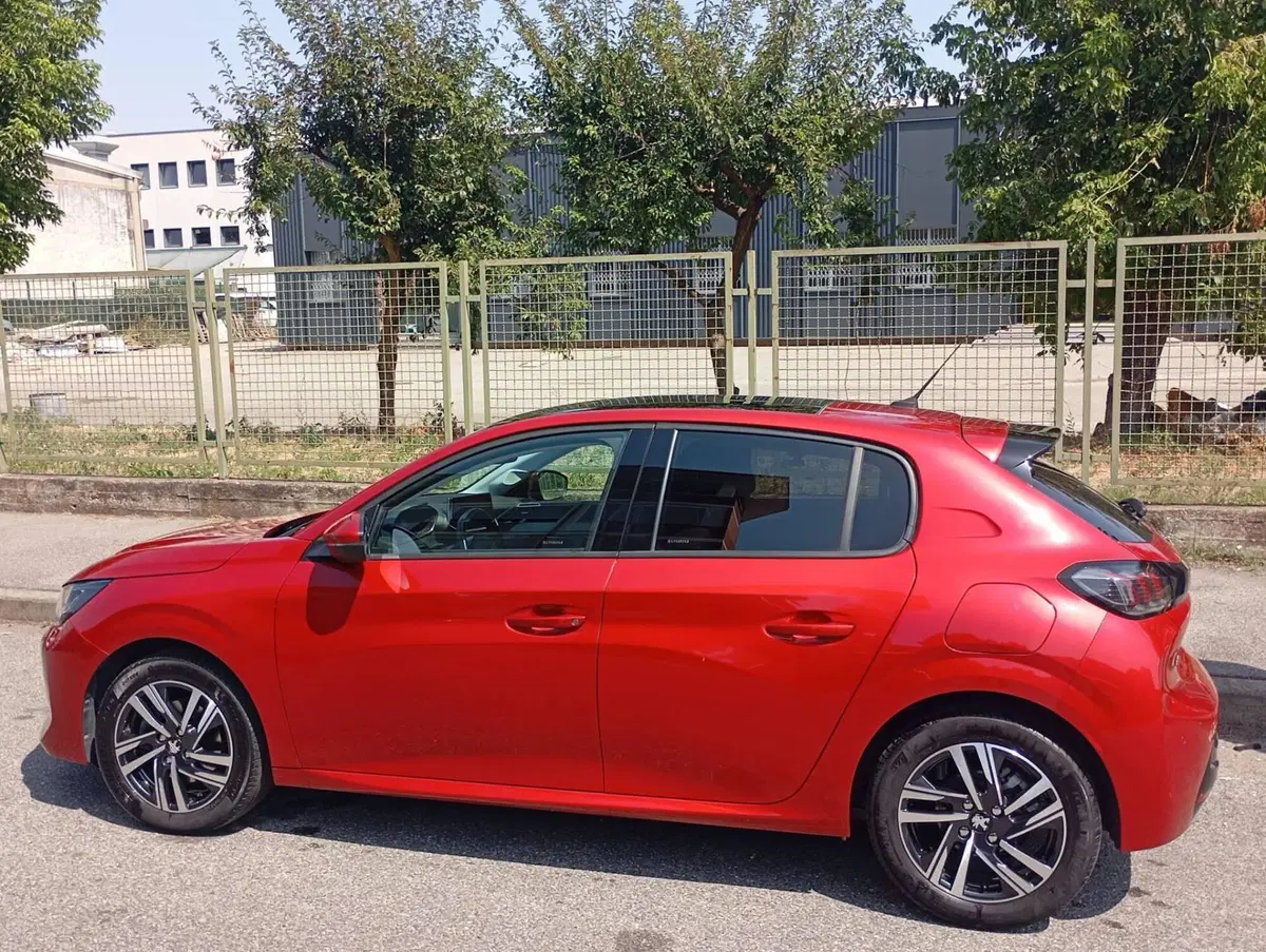 Peugeot 208 usata a Torino (8)
