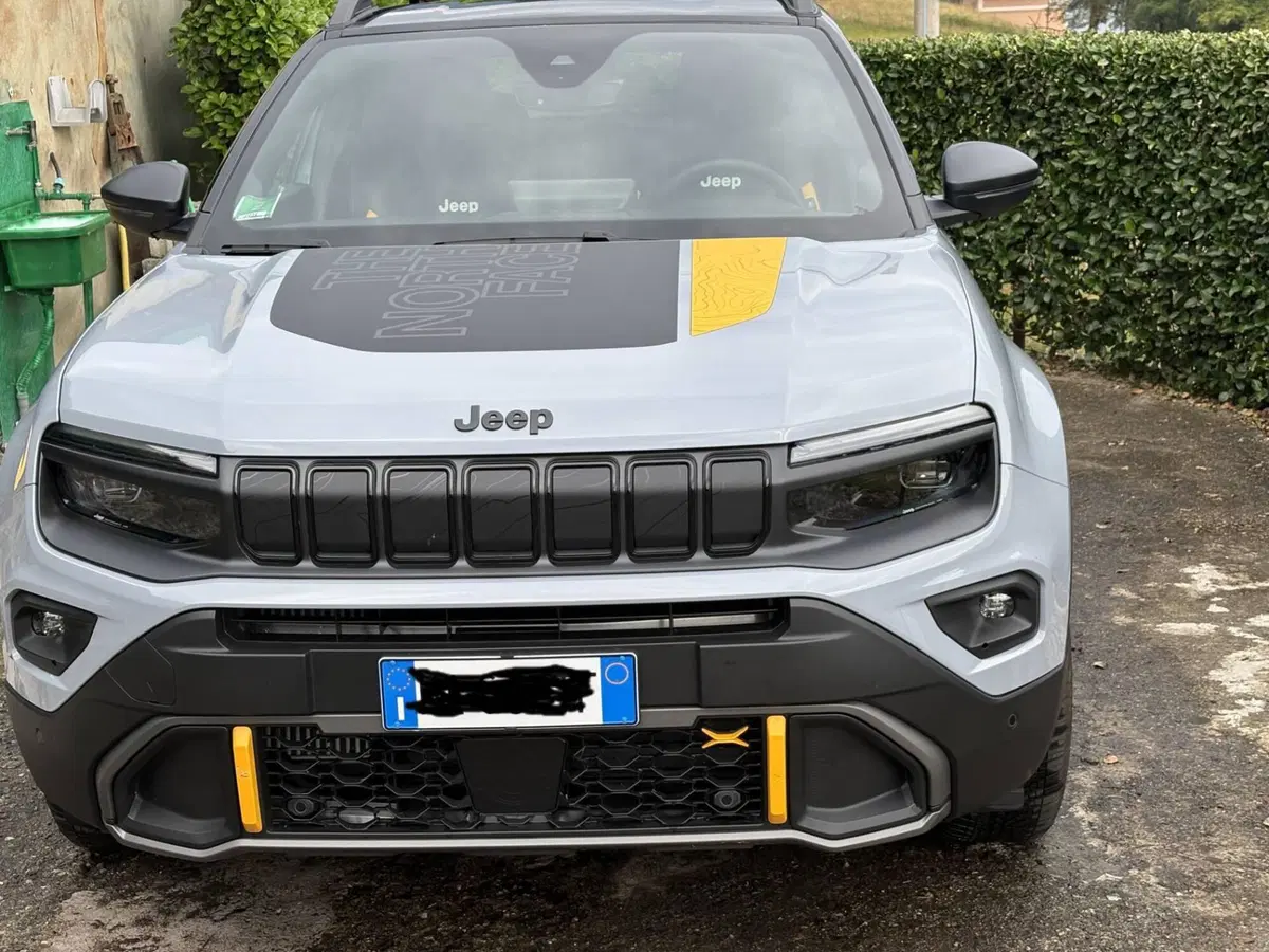 Jeep Avenger usata a Novara