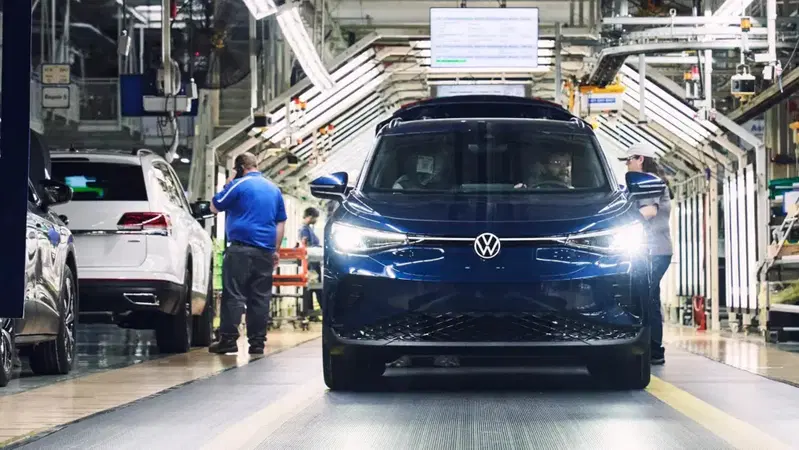 Volkswagen chiede all'UE nuovi dazi sulle ibride plug-in cinesi: "Serve un mercato pi&ugrave; equo"
