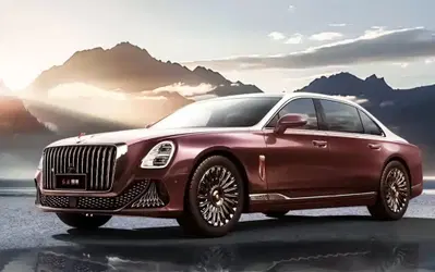 La Rolls-Royce cinese &egrave; Hongqi: e in patria vende gi&agrave; il doppio del marchio britannico
