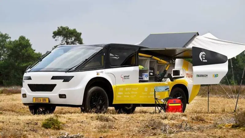 Ecco la prima ambulanza al mondo che va a energia solare: con un giorno di sole percorre 715 chilometri