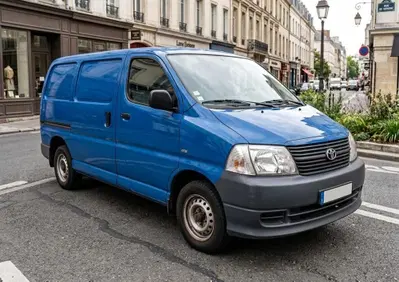 Toyota Hiace Furgone (1998-06)