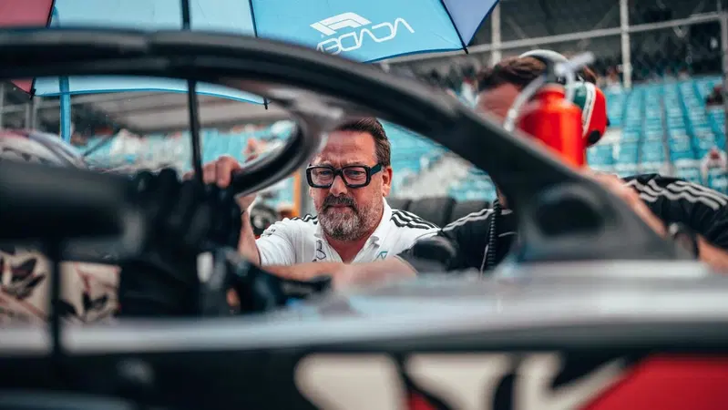 F1. &ldquo;Trattiamo sul futuro&rdquo;, ma ora &egrave; ufficiale: lo scopritore di Antonelli lascia Mercedes. La Red Bull aspetta Lagrue al posto di Marko