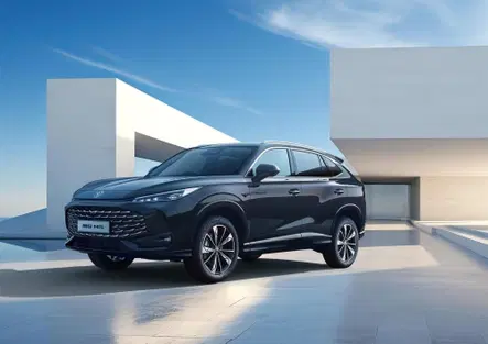 MG HS Hybrid+: 250 kg a pieno carico tra autostrada e montagna per svelare i veri consumi [VIDEO]