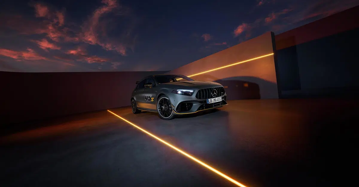 Mercedes-AMG A 45 S Final Edition: addio alla hyper hatch da 421 CV con motore termico