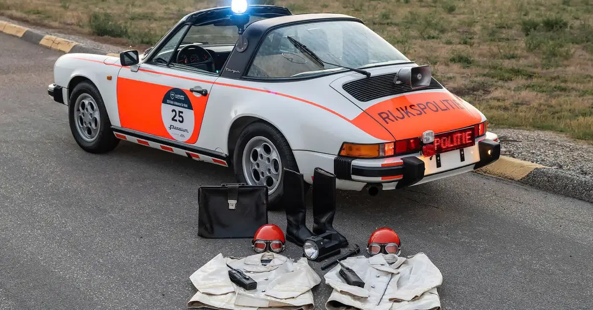 Porsche 911 Targa della polizia olandese all'asta: il prezzo supera i 110.000 euro
