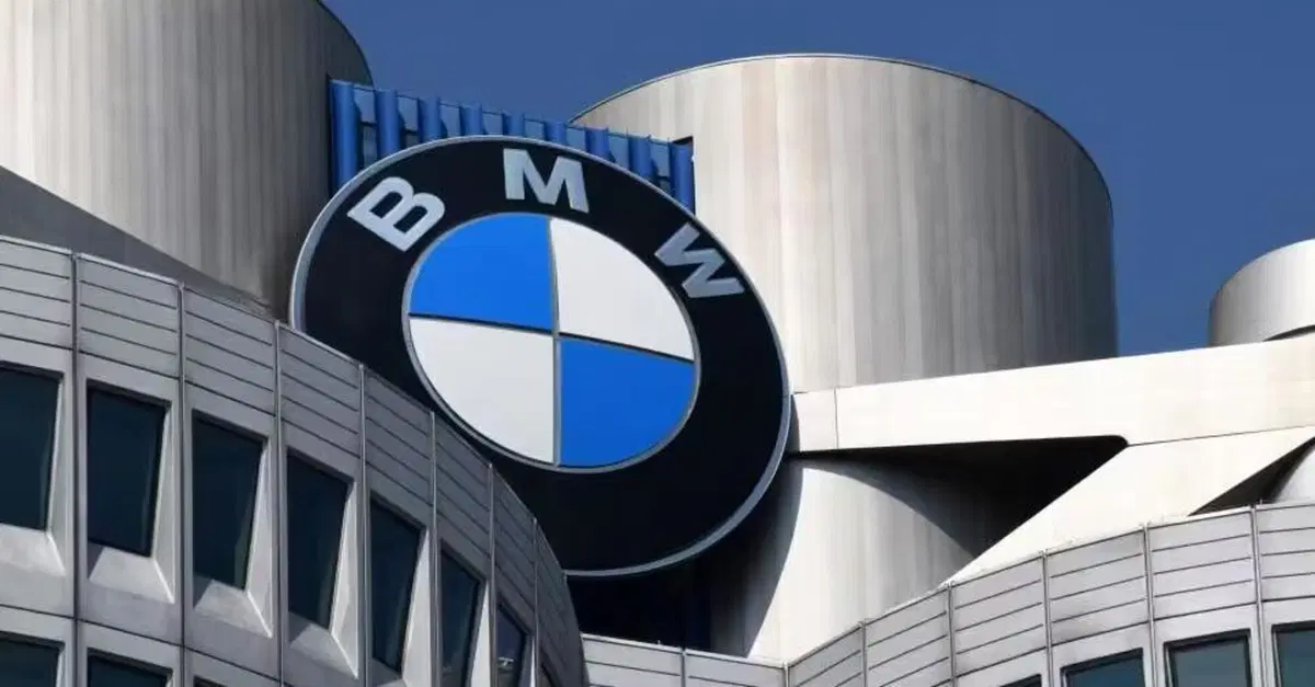 BMW, maxi-richiamo per oltre 740.000 auto per rischio incendio: la lista dei modelli coinvolti