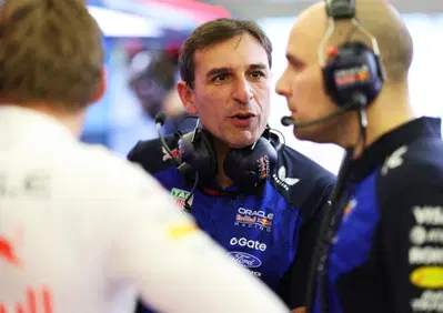 F1. Red Bull, Waché ammette: “Verstappen? Non siamo dove vorremmo”. Ma c’è un segreto dietro al ritardo della RB22