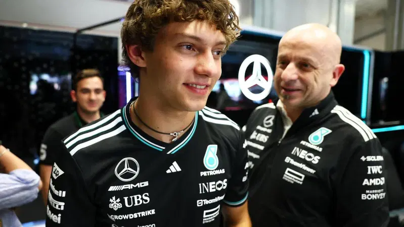 F1. "Pensiamo in grande per il rientro": Simone Resta svela le armi Mercedes per la caccia al titolo di Antonelli. E sul caso Russell...