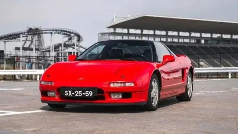 Honda NSX di Ayrton Senna in vendita: la supercar del campione di F1 ora vale quasi un milione di eu