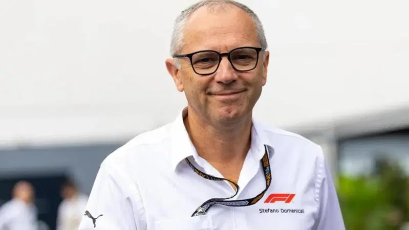F1. Domenicali: &ldquo;Antonelli? A Monza vedremo un colore diverso dal rosso sugli spalti". "Verstappen? Rester&agrave;. Ma questo sport &egrave; pi&ugrave; grande di tutti noi&rdquo;