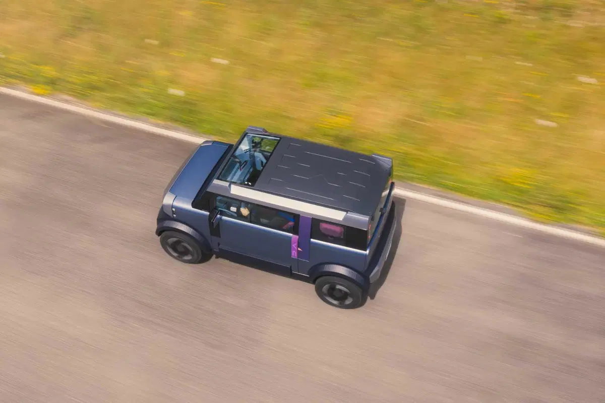 Dacia Hipster, la mini elettrica da 13.000 euro esce allo scoperto: 4 posti e si guida a 16 anni