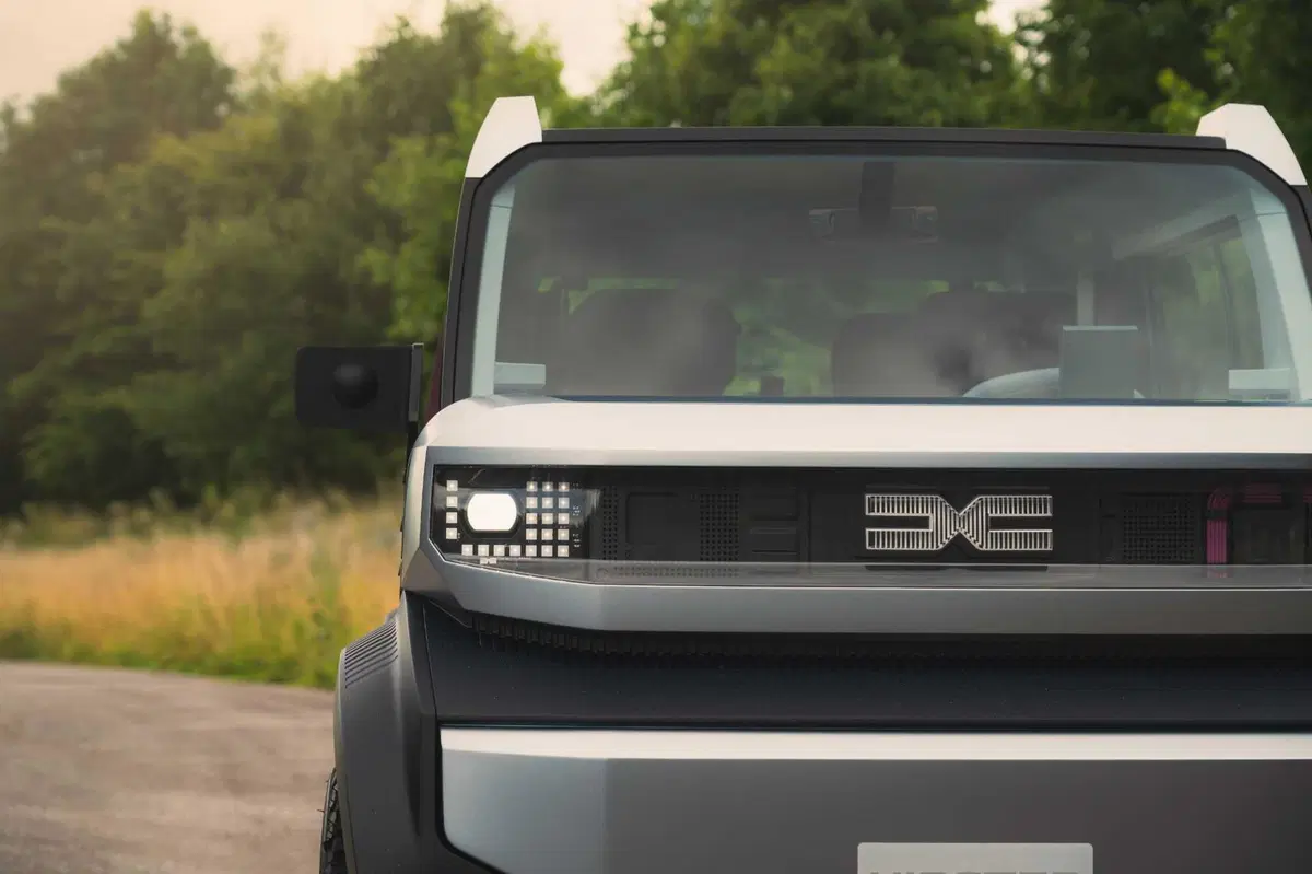 Dacia Hipster, la mini elettrica da 13.000 euro esce allo scoperto: 4 posti e si guida a 16 anni (12)