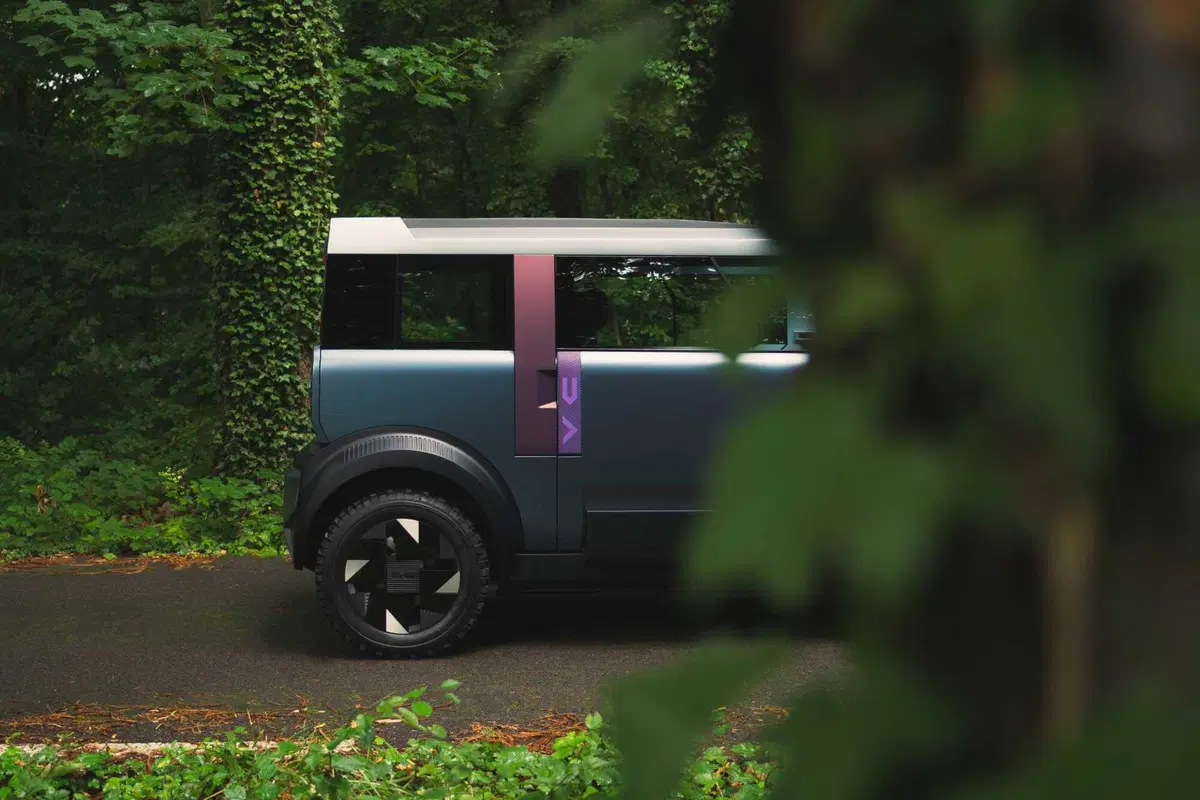 Dacia Hipster, la mini elettrica da 13.000 euro esce allo scoperto: 4 posti e si guida a 16 anni (21)
