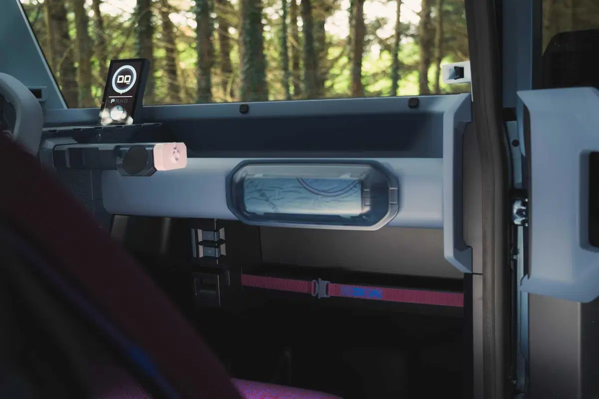 Dacia Hipster, la mini elettrica da 13.000 euro esce allo scoperto: 4 posti e si guida a 16 anni (24)