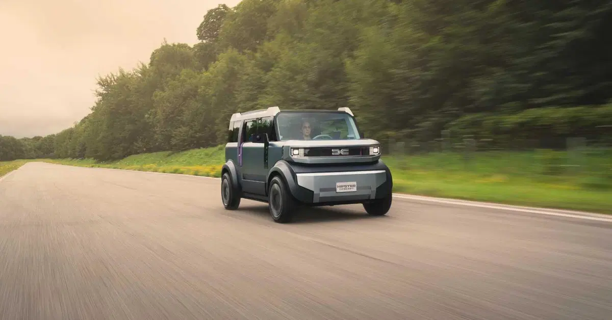 Dacia Hipster, la mini elettrica da 13.000 euro esce allo scoperto: 4 posti e si guida a 16 anni