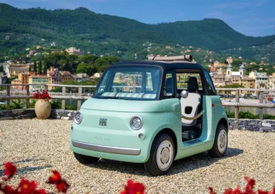 Otto cavalli nel paese dei V8: la Fiat Topolino ha un piano preciso per l'America