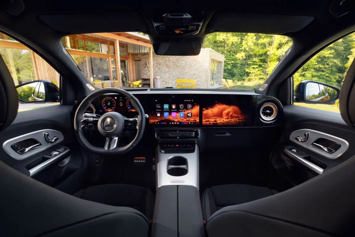 Nuova Mercedes GLA: il SUV si reinventa tra design, elettrificazione e tecnologia [VIDEO] (8)