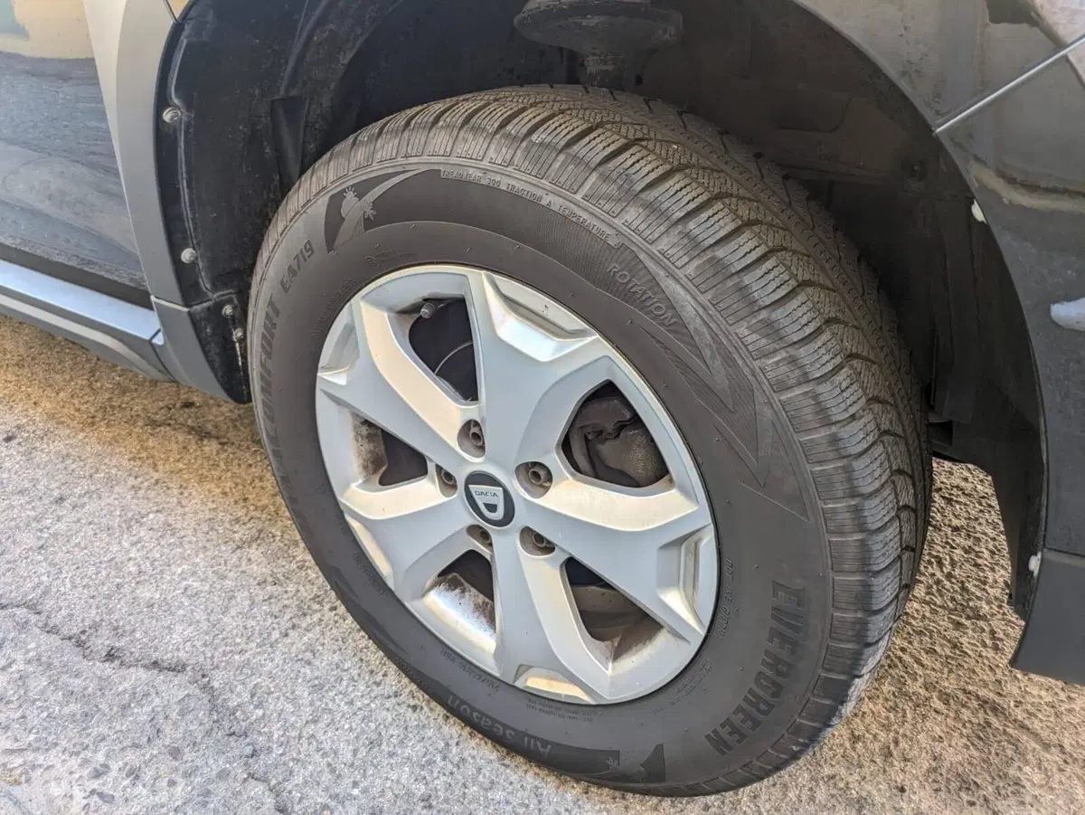 Dacia Duster usata a Firenze (7)